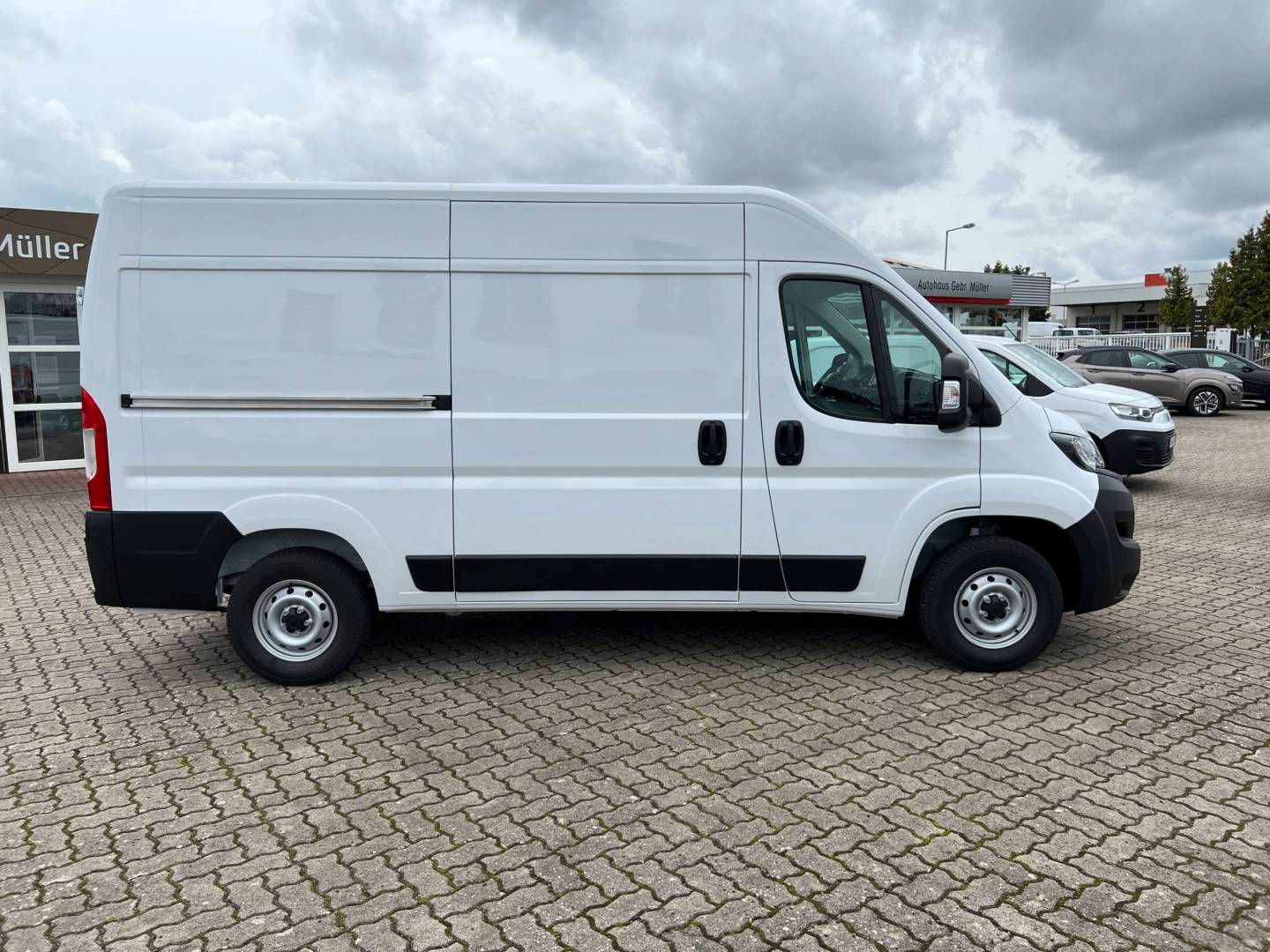 Fahrzeugabbildung Fiat DUCATO 35 L2H2 KAWA