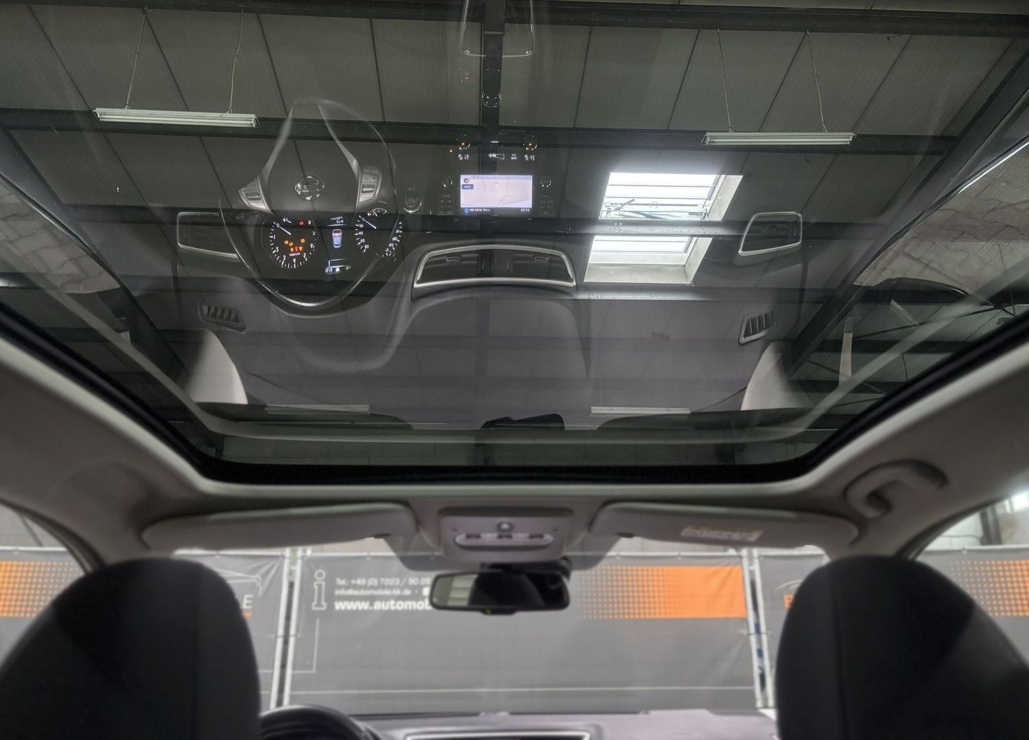 Fahrzeugabbildung Nissan Qashqai N-Vision#Kamera#Spur#Verkennung#Tempo