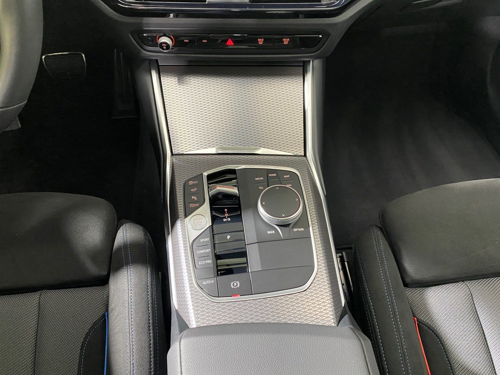 BMW 330 - Bild 10