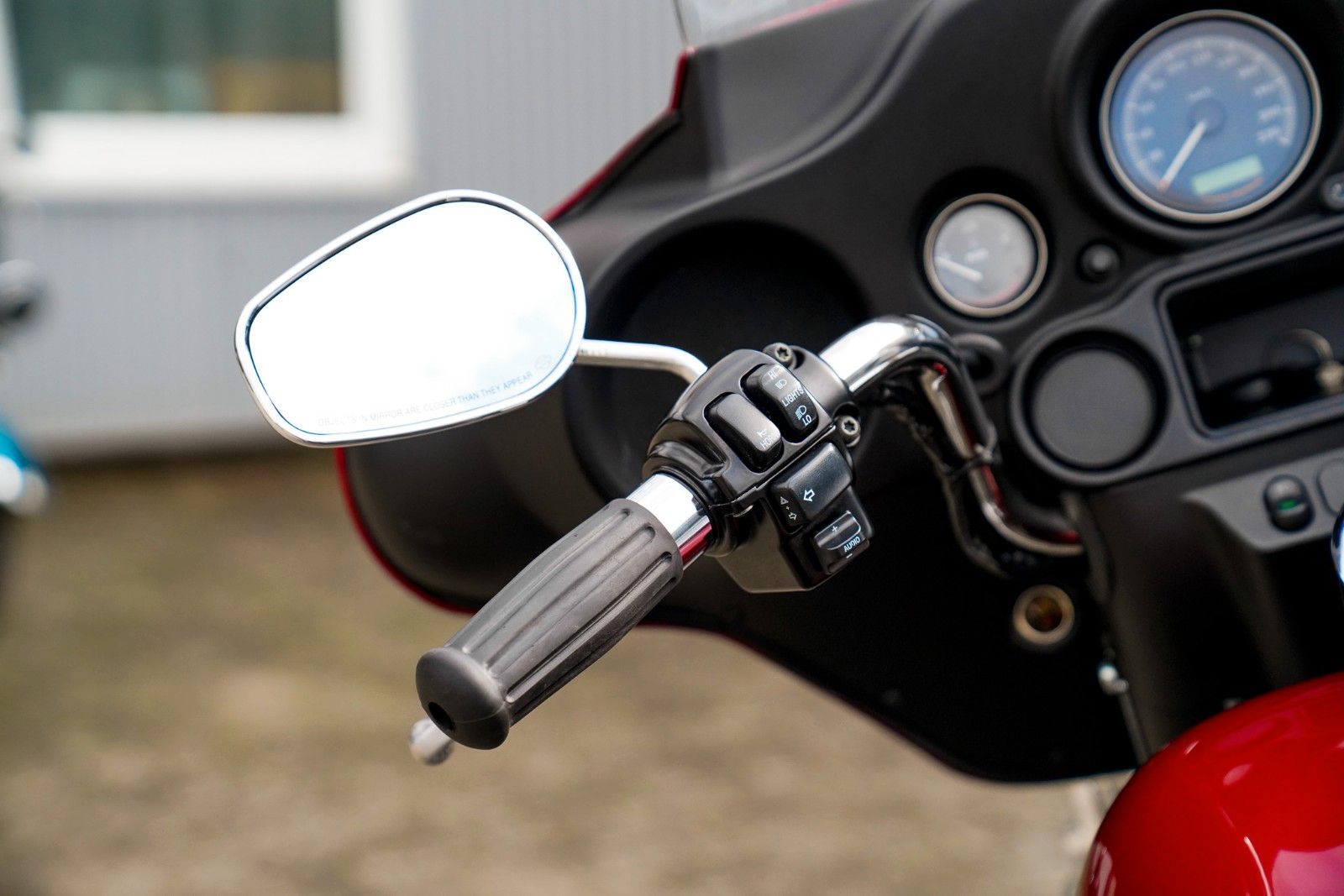 Fahrzeugabbildung Harley-Davidson FLHTP Electra Glide Twin Cam 96 - Sissybar -