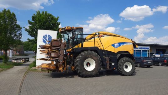 New Holland FR9060 / Feldhäcksler FR 9060