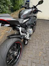 Ducati Panigale V2 Black mit Garantie bis 08/28 - Ducati Motorräder in Köln