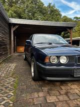 BMW e34 525i - BMW 525: Limousine, E34
