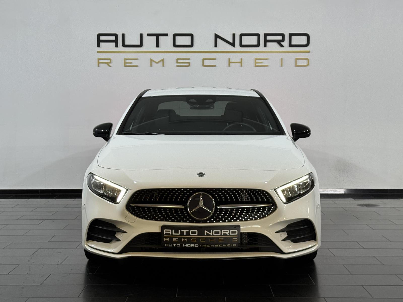 Mercedes-Benz A 250 Limo.AMG-Line*H-UP*Distronic*Kamera*Night*
