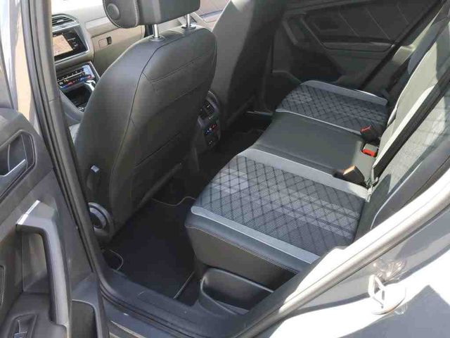 Tiguan 2.0 TDI DSG 4M R-LINE BLACKSTYLE MTX+PANO