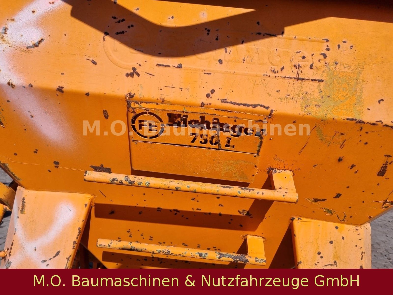 Fahrzeugabbildung Andere Eichinger Betonkübel / 750 L / 1000 L / 1500L