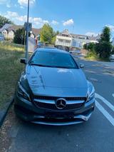 Mercedes-Benz Mercedes CLA 180 - Mercedes-Benz CLA 180 in Frankfurt (Main)