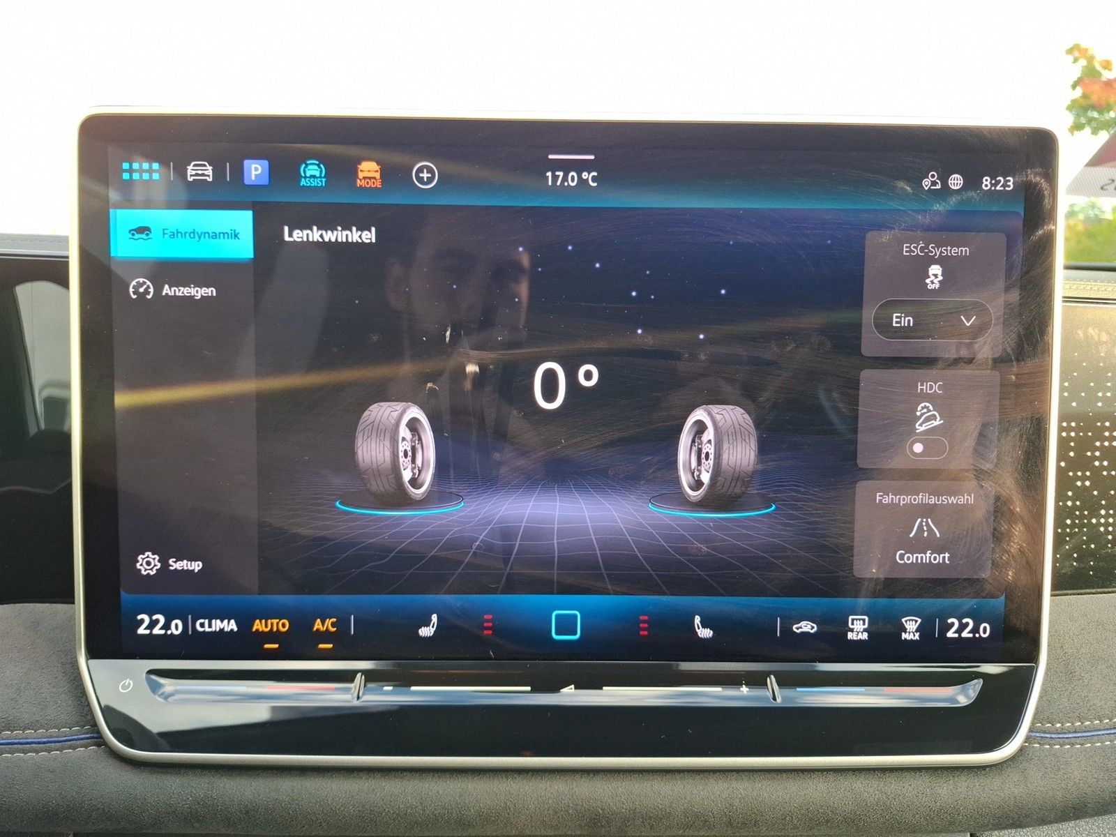 Fahrzeugabbildung Volkswagen Tiguan TDI R-Line DSG 4M Standhzg. Matrix Navi A