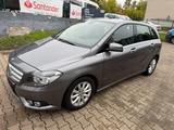 Mercedes-Benz B 180 1.HAND*KLIMA*LEDER - Mercedes-Benz B 180 Gebrauchtwagen in Mönchengladbach