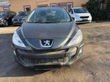 Peugeot 308 SW Premium 120 VTi - Peugeot 308 aus 2010: SW