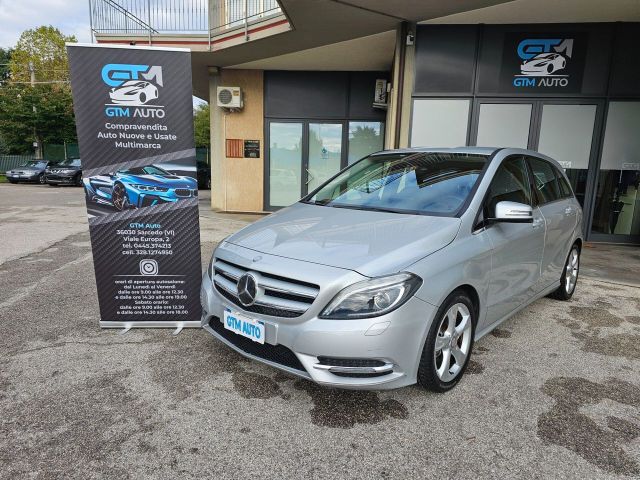 Mercedes-Benz Mercedes-benz B200 - 2015 - Neopatentati