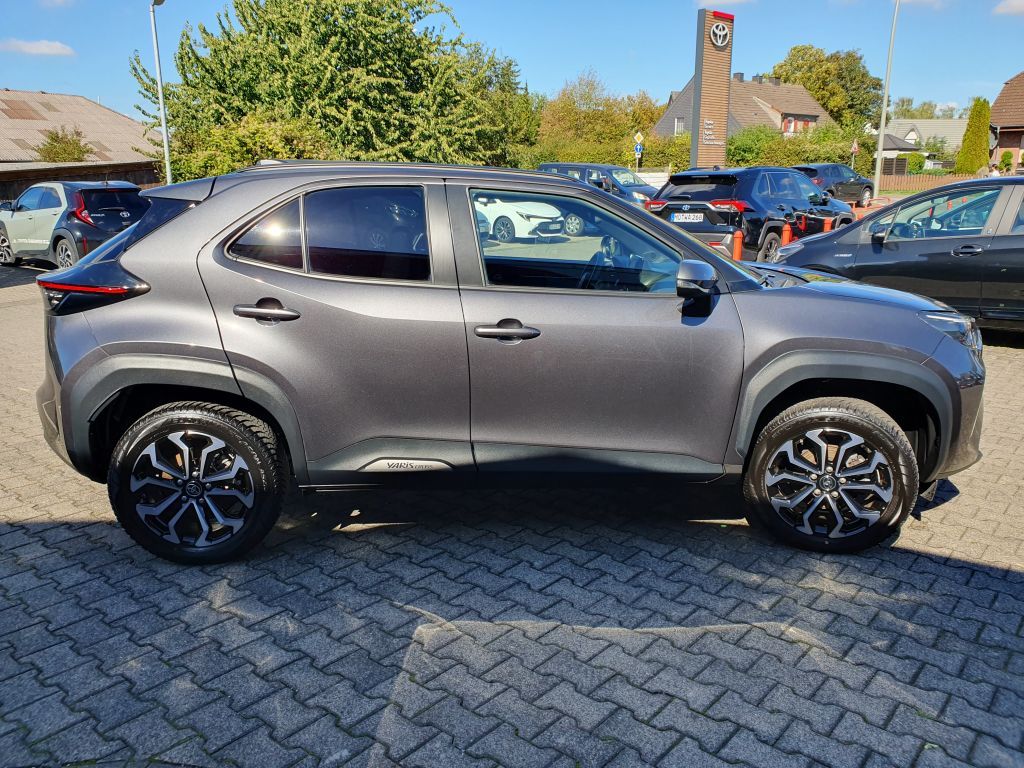 Toyota Yaris Cross Hybrid 1.5 VVT-i Teamplayer+GJR+Kame imagem 3