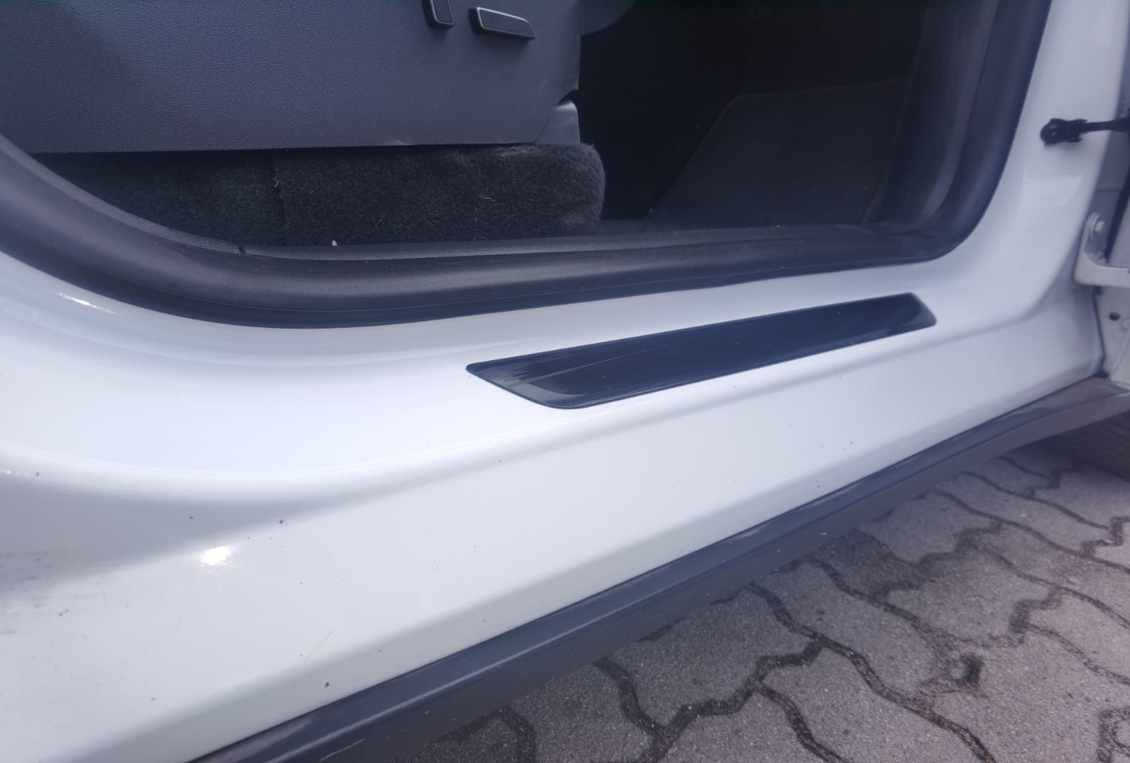 Fahrzeugabbildung Tesla Model Y Long Range AWD Modell 2023