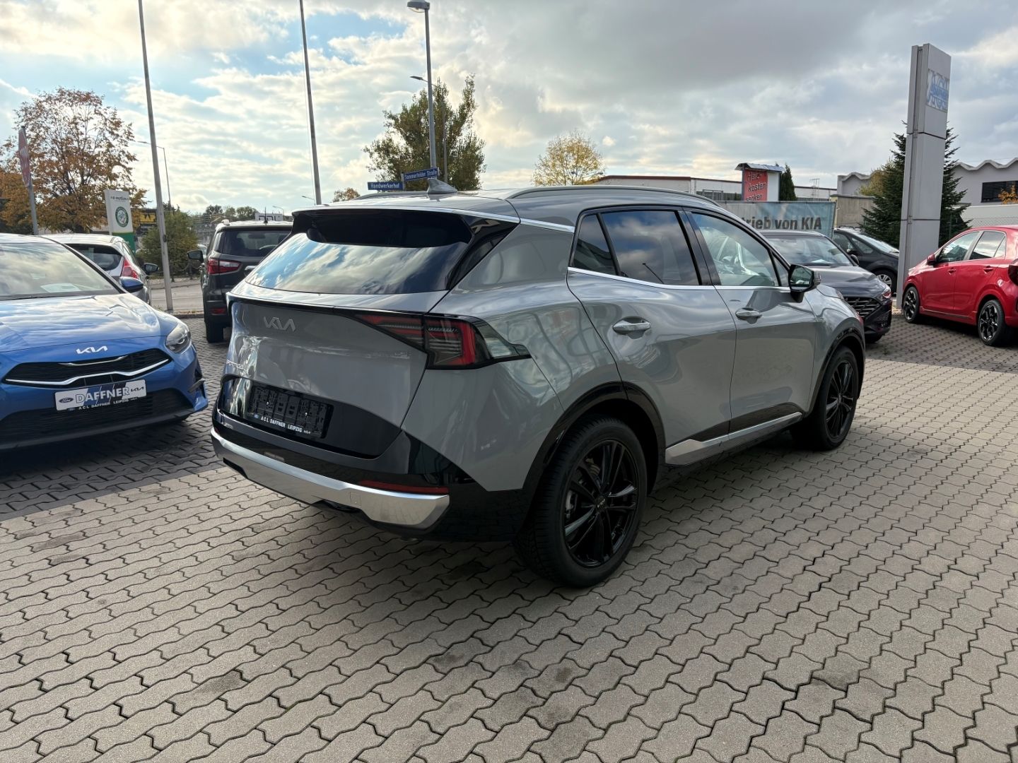 Fahrzeugabbildung Kia Sportage Spirit NotBremsAss TotWinkAss PDC v&h