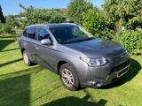 Mitsubishi Outlander 2.0 Benziner Plus ClearTec 2WD Plus - Mitsubishi Outlander von privat