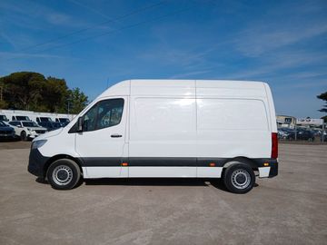 Mercedes Sprinter - 2
