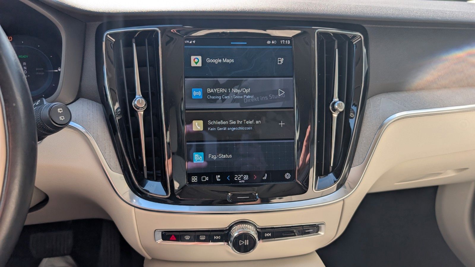 Fahrzeugabbildung Volvo V60 T8 Plug-in Hybrid | AHK | ACC | Kamera