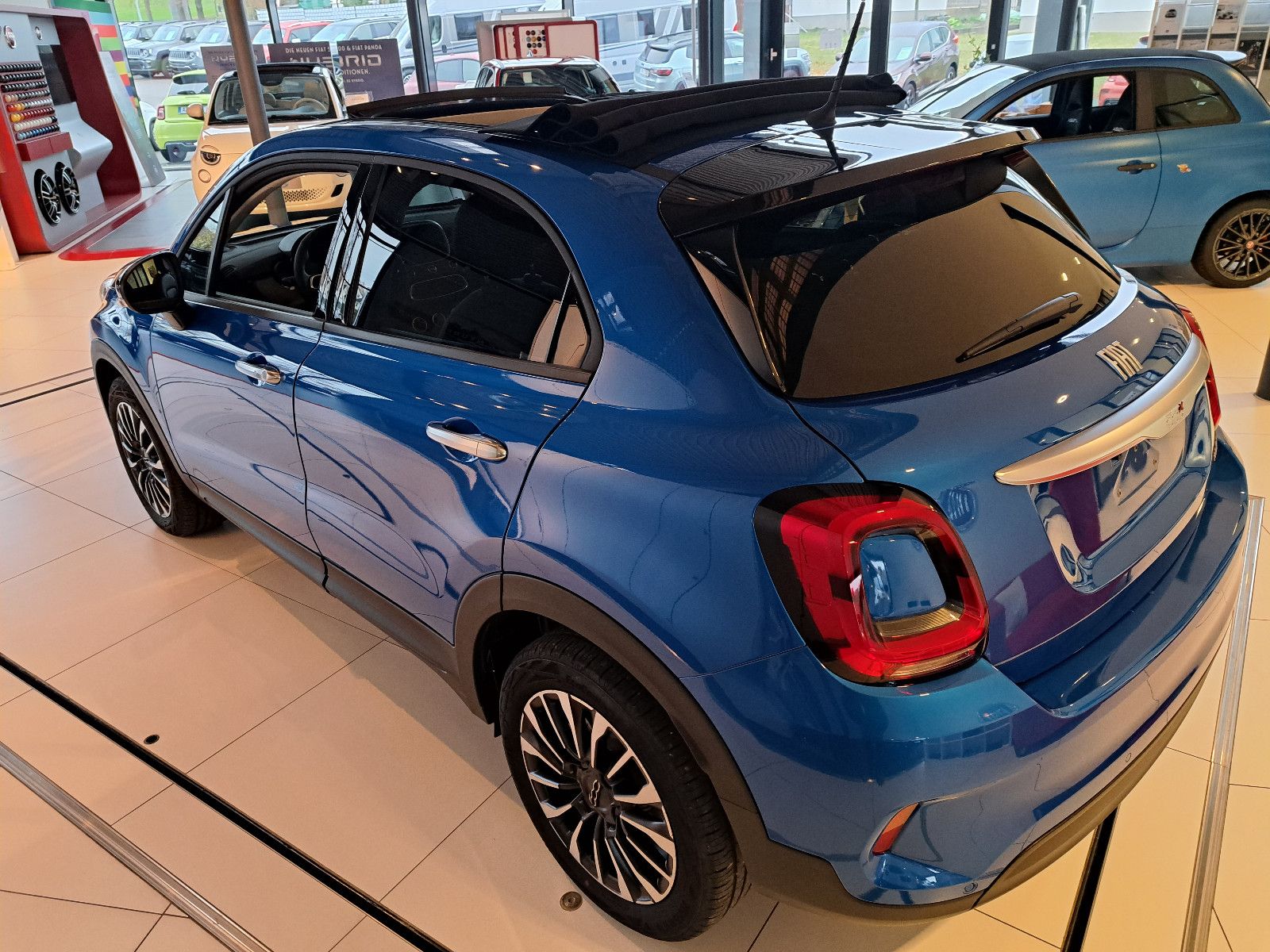 Fahrzeugabbildung Fiat 500X Dolcevita