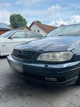 Opel Omega B 2.6 V6 - Opel Omega mit Benzin-Antrieb: Limousine, V6 B