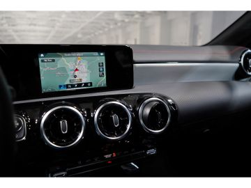 Mercedes CLA 180 Shooting Brake - 9