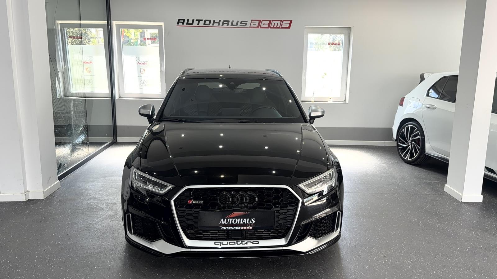 Audi RS3 2.5 TFSI quattro*S-AGA*SCHALE*VIRTUAL*B&O*MA