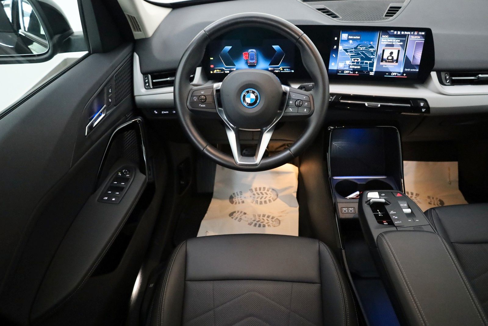 Fahrzeugabbildung BMW X1 25e xDrive Leder,Navi,LED,Kamera,Park Paket