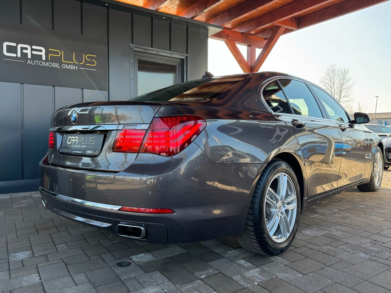 Fahrzeugabbildung BMW 750i xDrive *Bi-Xenon*Top Zustand*Kamera*Memory*