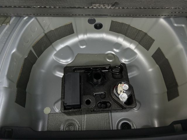 Polo Life 1,0l TSI 5-Gang IQ Drive GJR LED Front