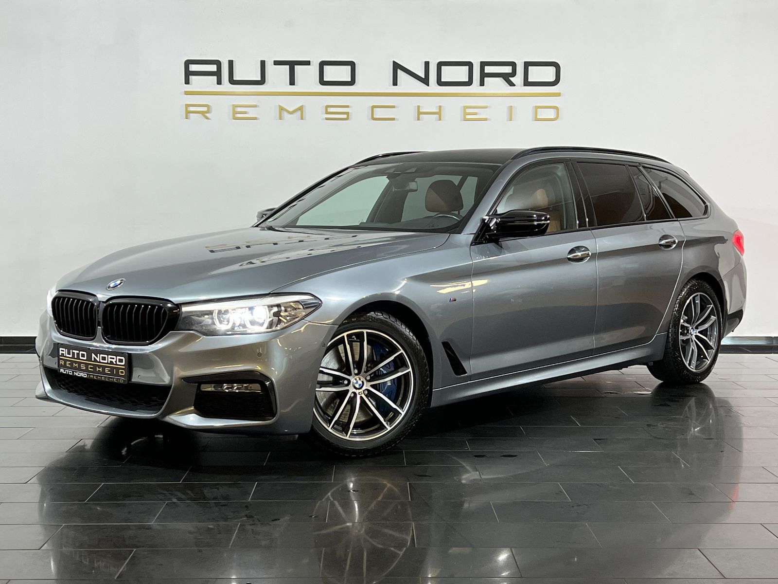 BMW 540 i xDrive Touring M-Sport*Leder*LED*Garantie*