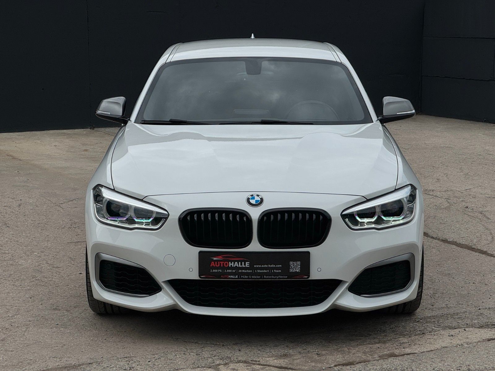 Fahrzeugabbildung BMW M140i Aero REMUS HIFI PDC KZG Keyless Alcantara