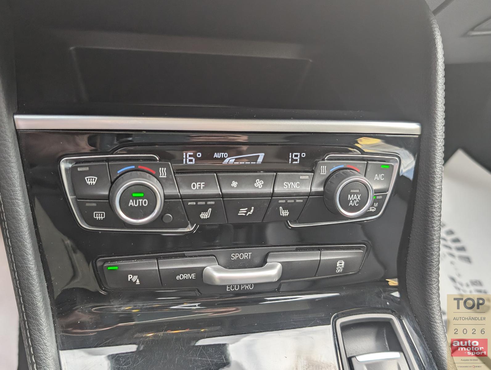 BMW 225xe Active Tourer Luxury-Line*ACC*AHK*PANO*HUD