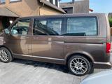 Volkswagen VW Bus Multivan T5 BiTDI 2.0 Highline - Volkswagen T5 Multivan in Bonn