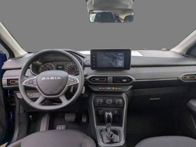 Fahrzeugabbildung Dacia Sandero Stepway Expression TCe 90 CVT