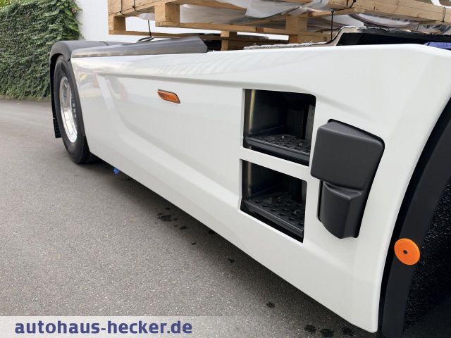 Iveco S-Way AS440S50T/FP MY26