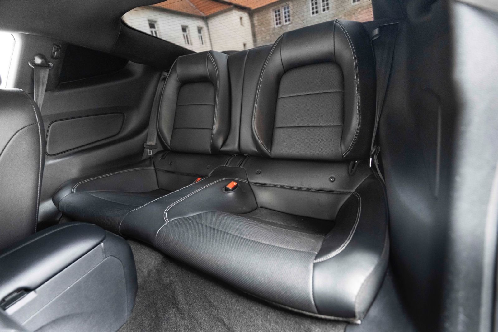 Fahrzeugabbildung Ford Mustang 5.0 GT  LED KAM NAV  SHZ SZK LEDER