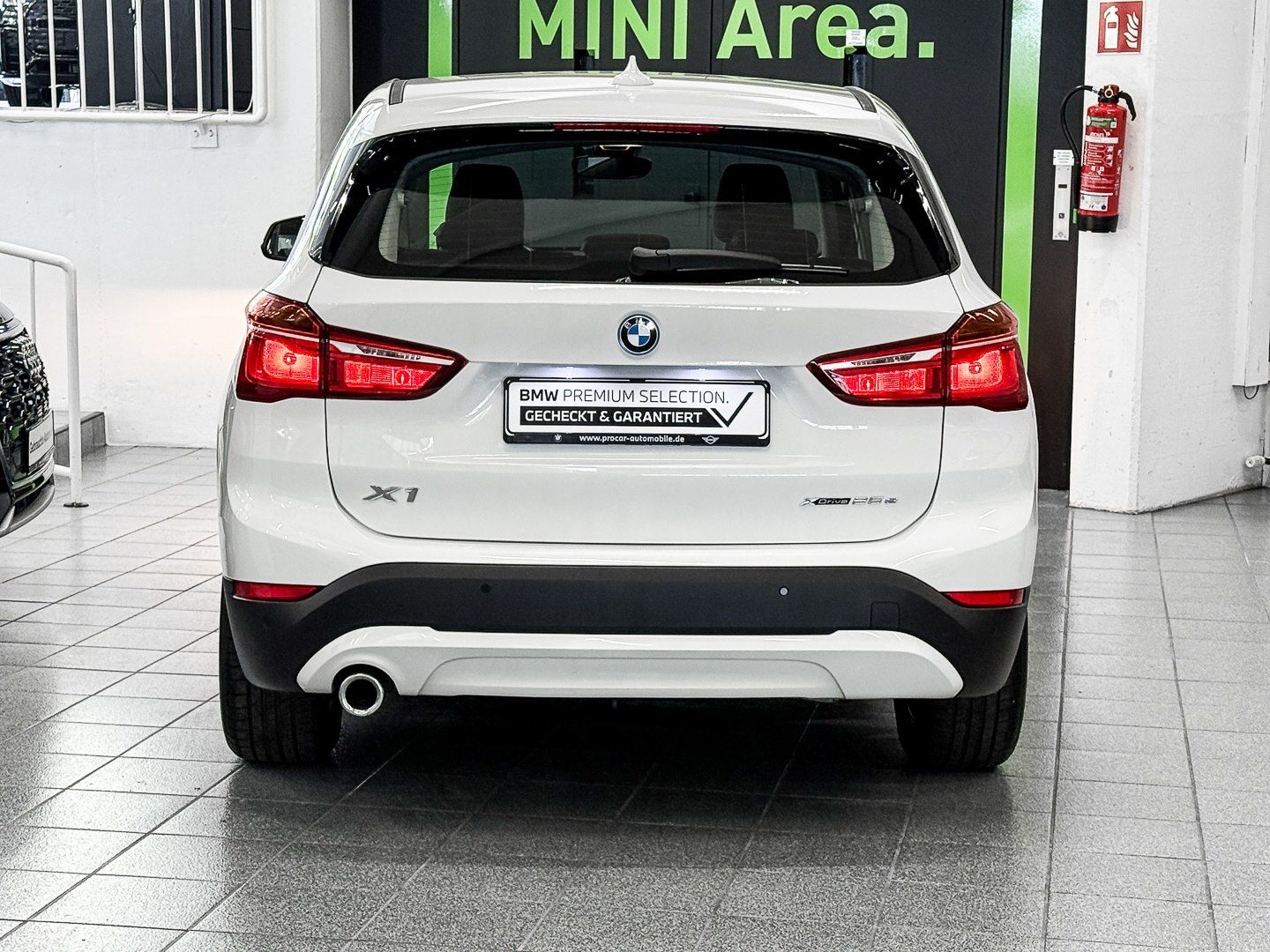 BMW X1 xDrive25e Advantage Aut AHK Parkass PDC Klima foto 5