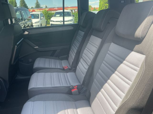 Touran R-Line TSi DSG 7S Navi AZV LED