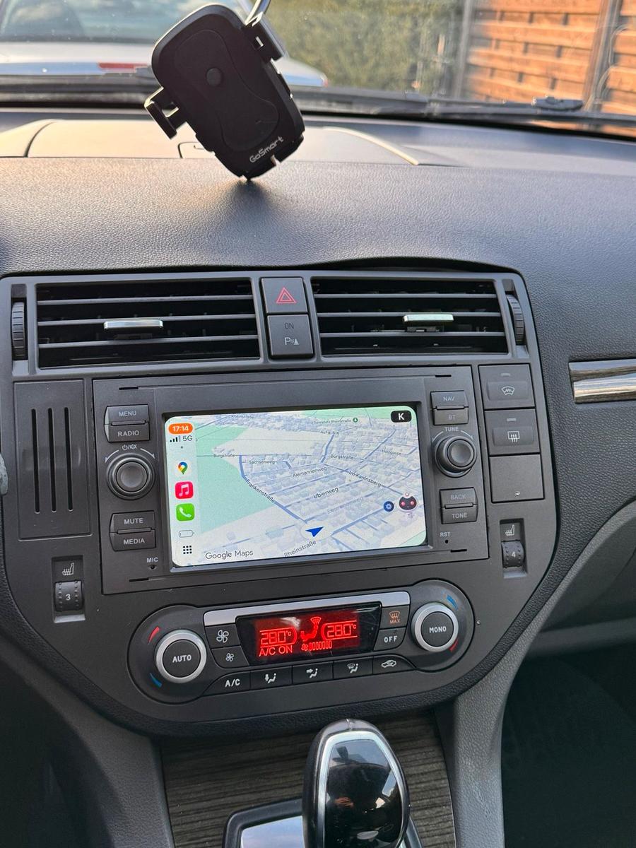 Ford C-MAX 2009 — photo 11