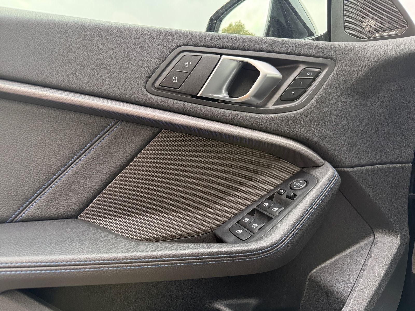 Fahrzeugabbildung BMW 2er Gran Coupé M235i xDrive HEAD-UP LED