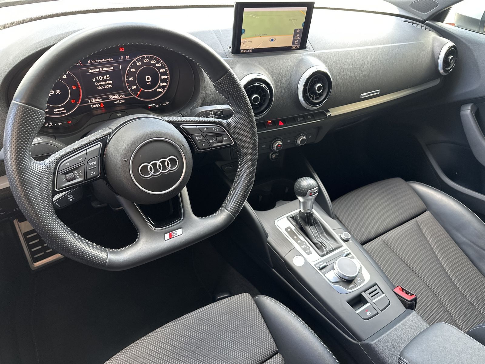 Fahrzeugabbildung Audi A3 SpB 35 TDI S-Line NAV+XENON+PANO+VCOCK+TEMP