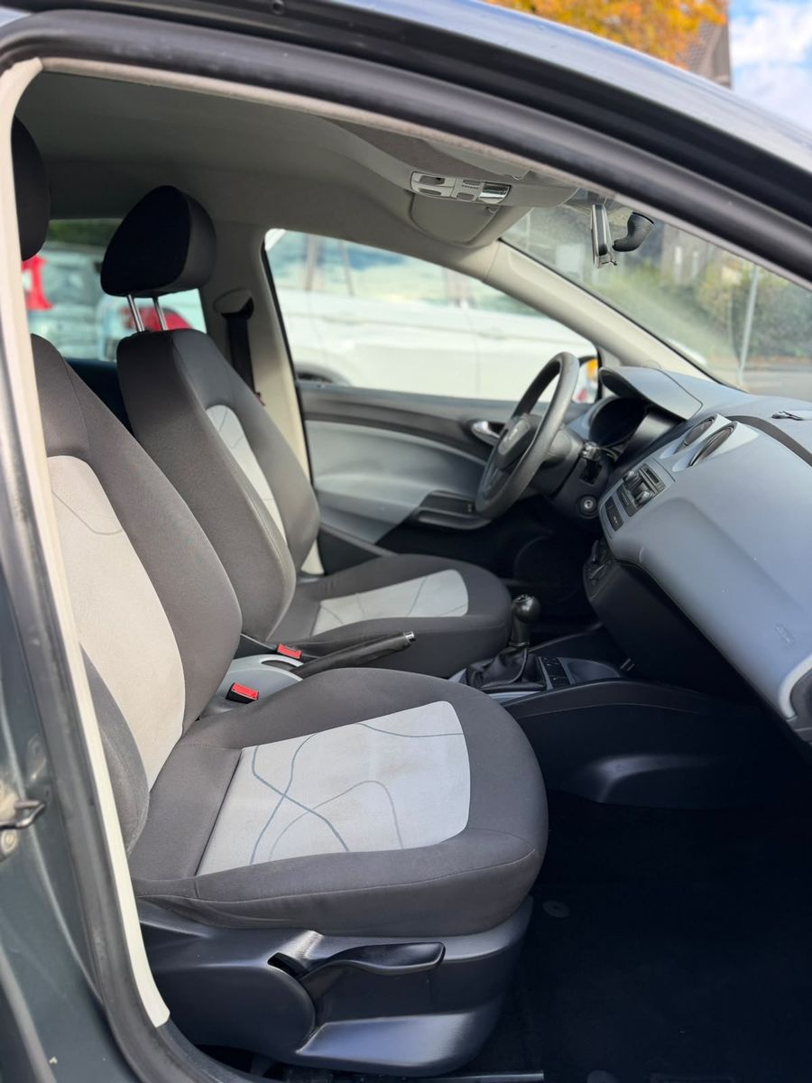 Fahrzeugabbildung SEAT Ibiza 1.4 ST *Sitzheizung *TÜV Neu *SERVICE Neu