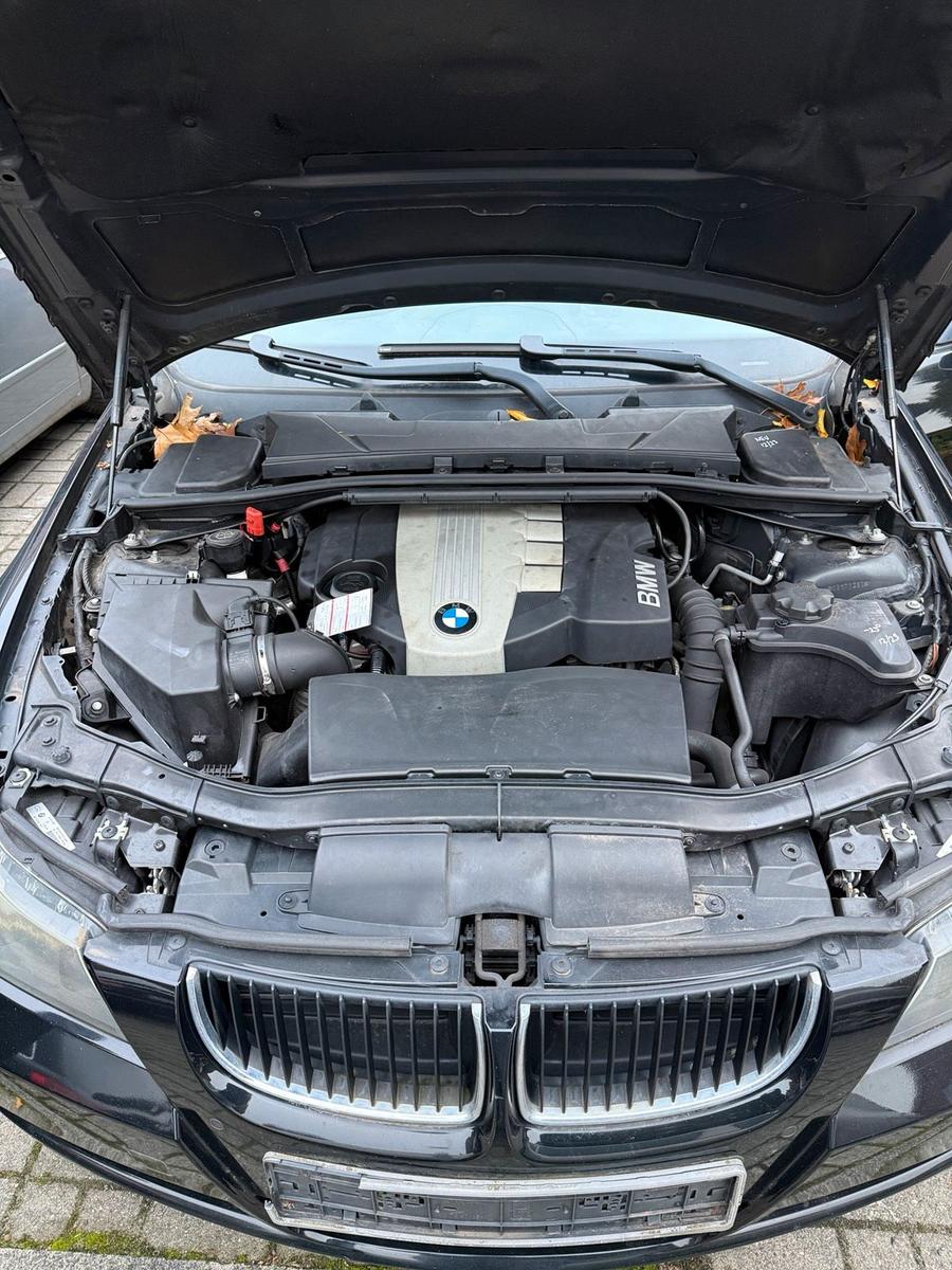 BMW 320 2007 — photo 7