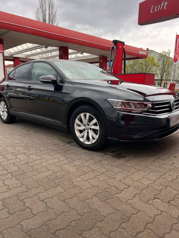 Image of Volkswagen Passat