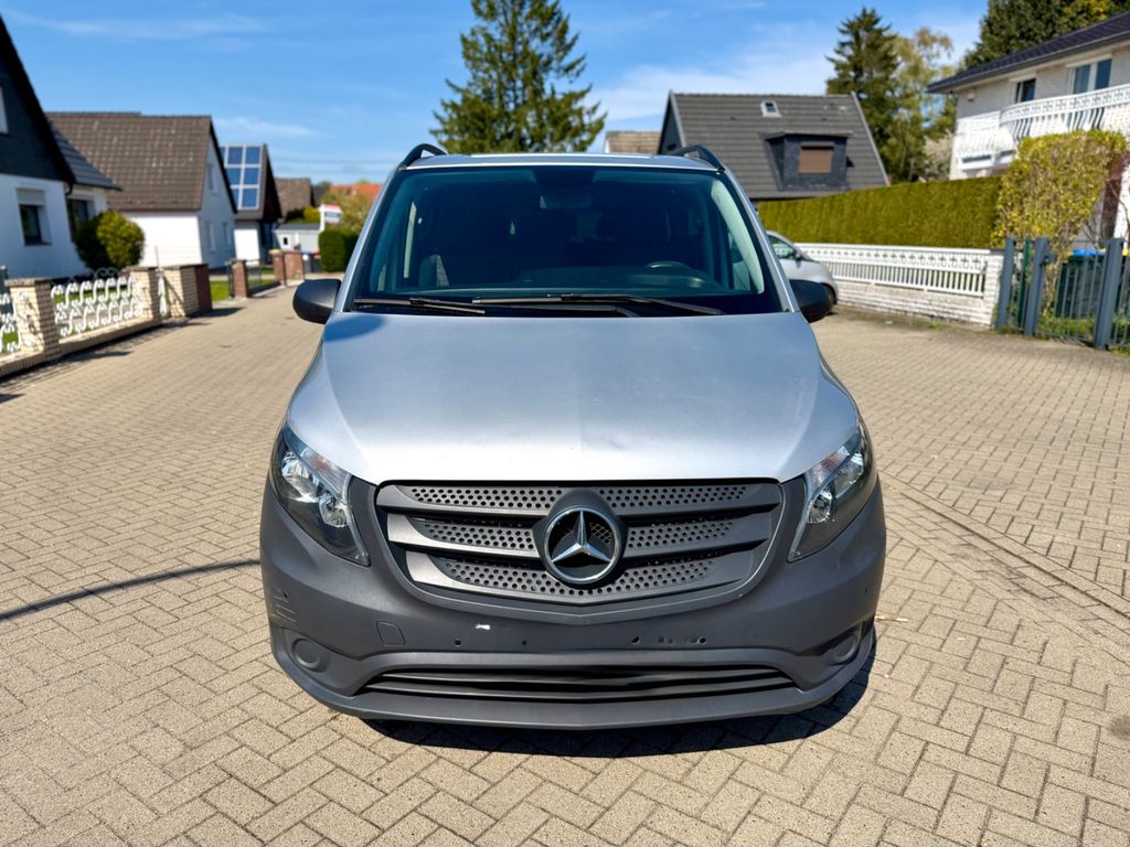 Image of Mercedes-Benz Vito