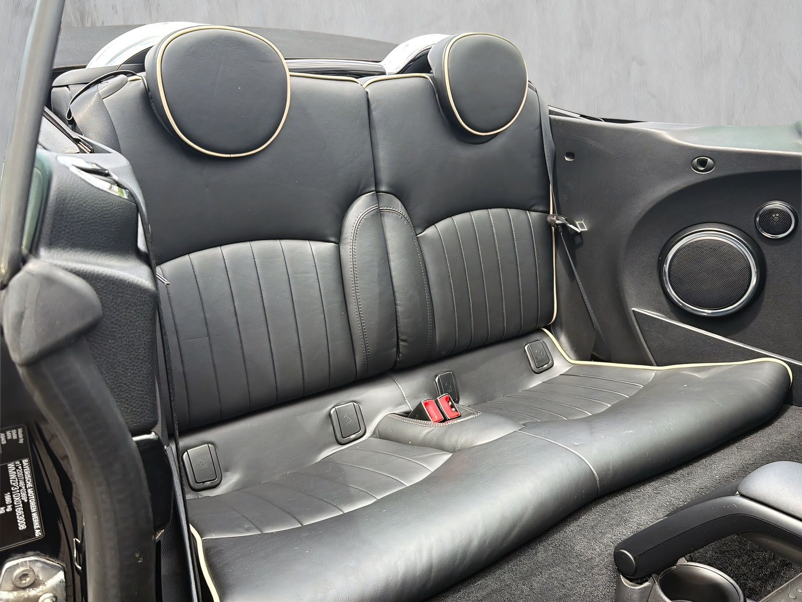 Fahrzeugabbildung MINI Cooper S Cabrio FACELIFT LEDER NAVI XENON H&K