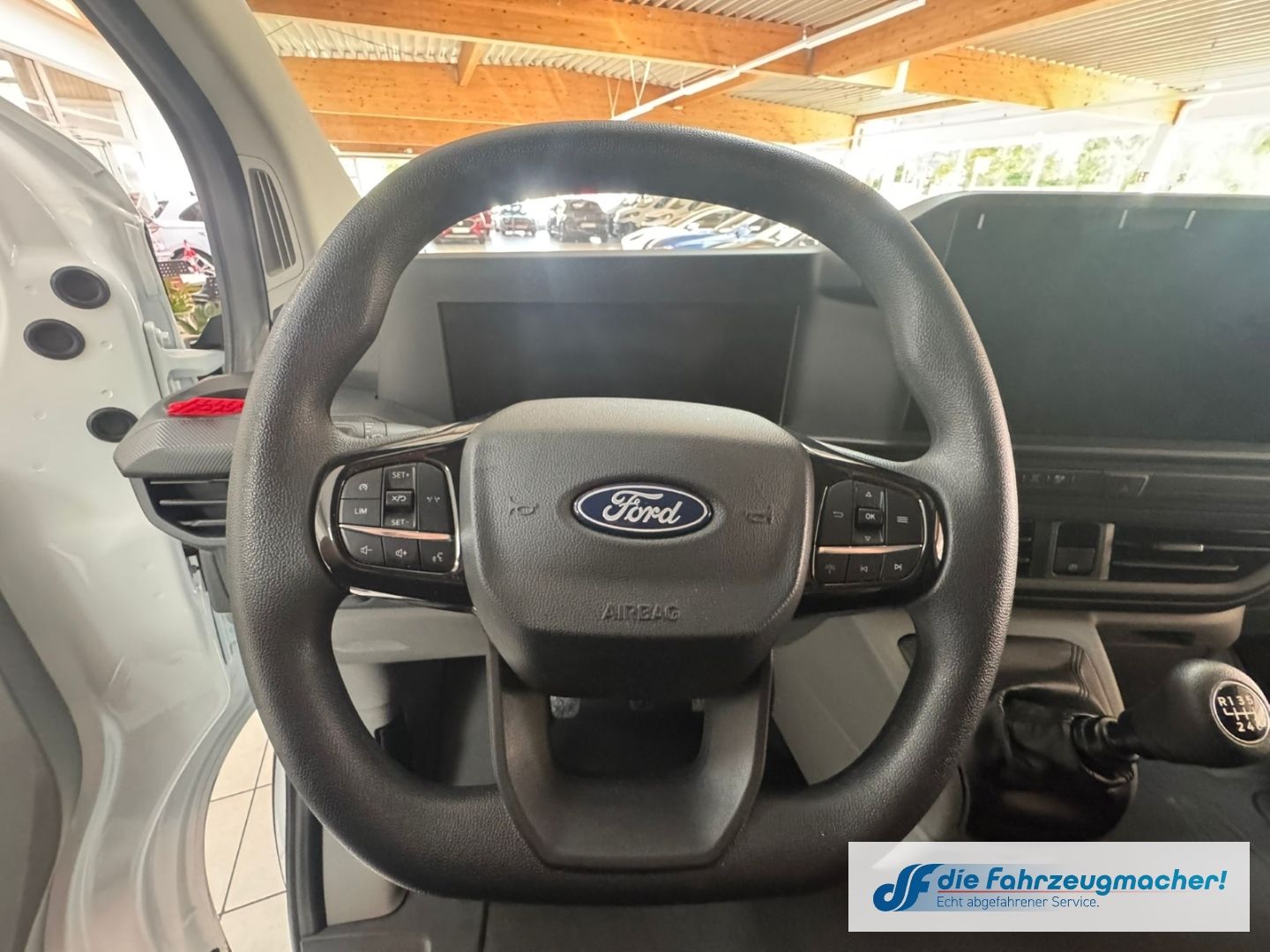 Fahrzeugabbildung Ford Transit Custom Kasten 320 L2 Trend FWD 2.0 EcoBl