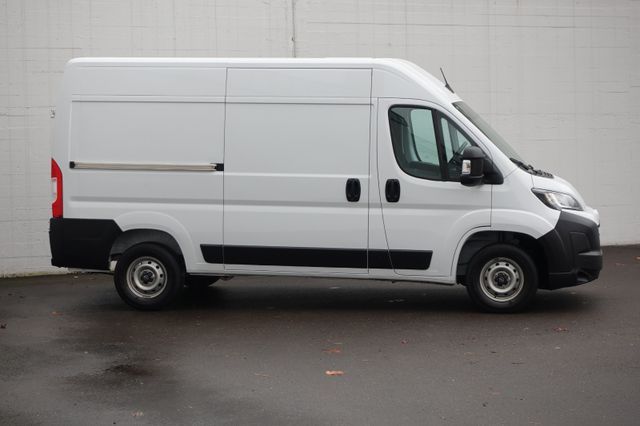 Fahrzeugabbildung Opel Movano Kasten 2.2 L2H2 3.5t Kamera,Standhzg