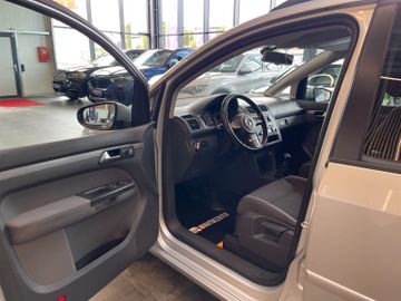 Volkswagen Touran Comfortline *7.SITZER*TEMPOMAT*KLIMA*AHK*