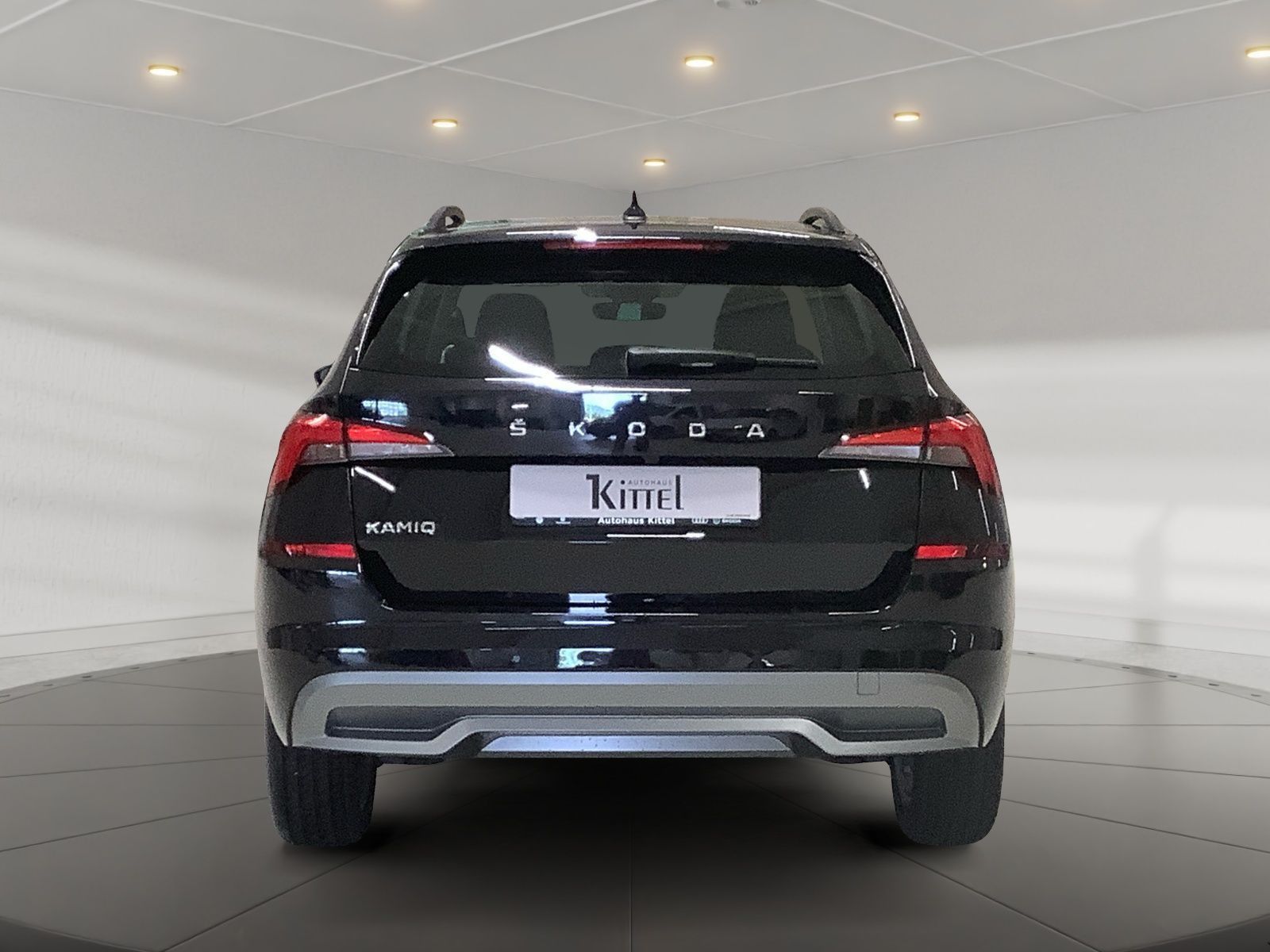 Kamiq Tour 1,5 TSI NAVI PDC KLIMAAUTO SH ALU