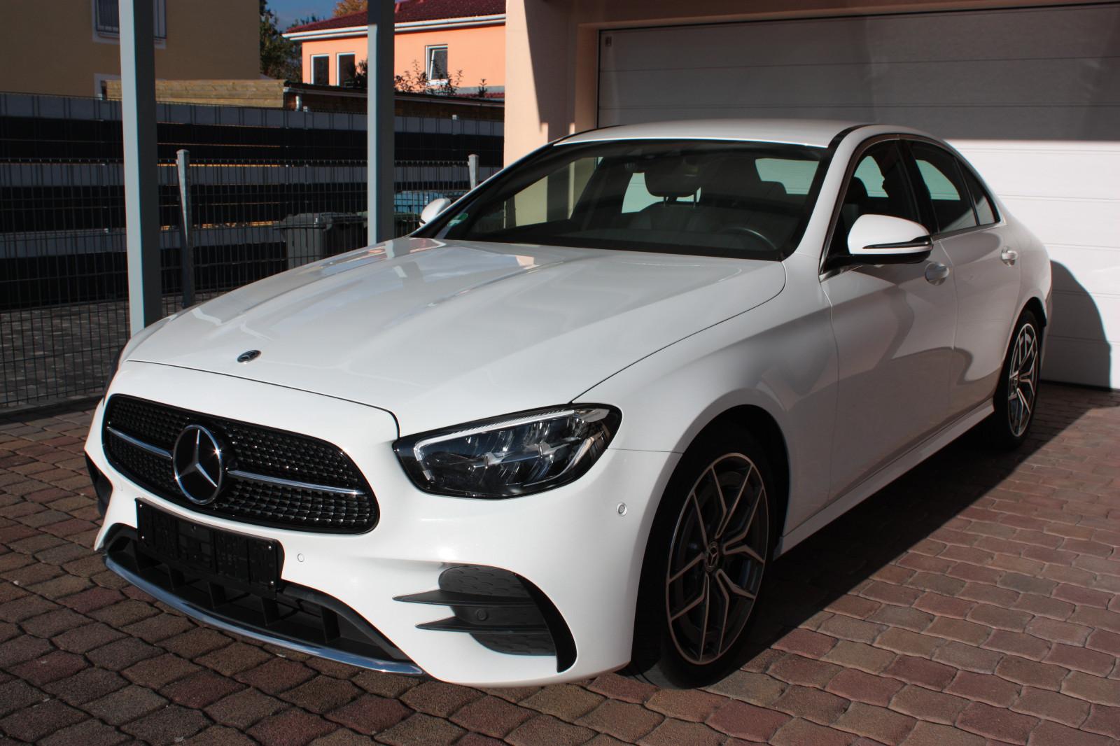 Mercedes-Benz E 220 D  4MATIC AMG LINE Abstandstempomat